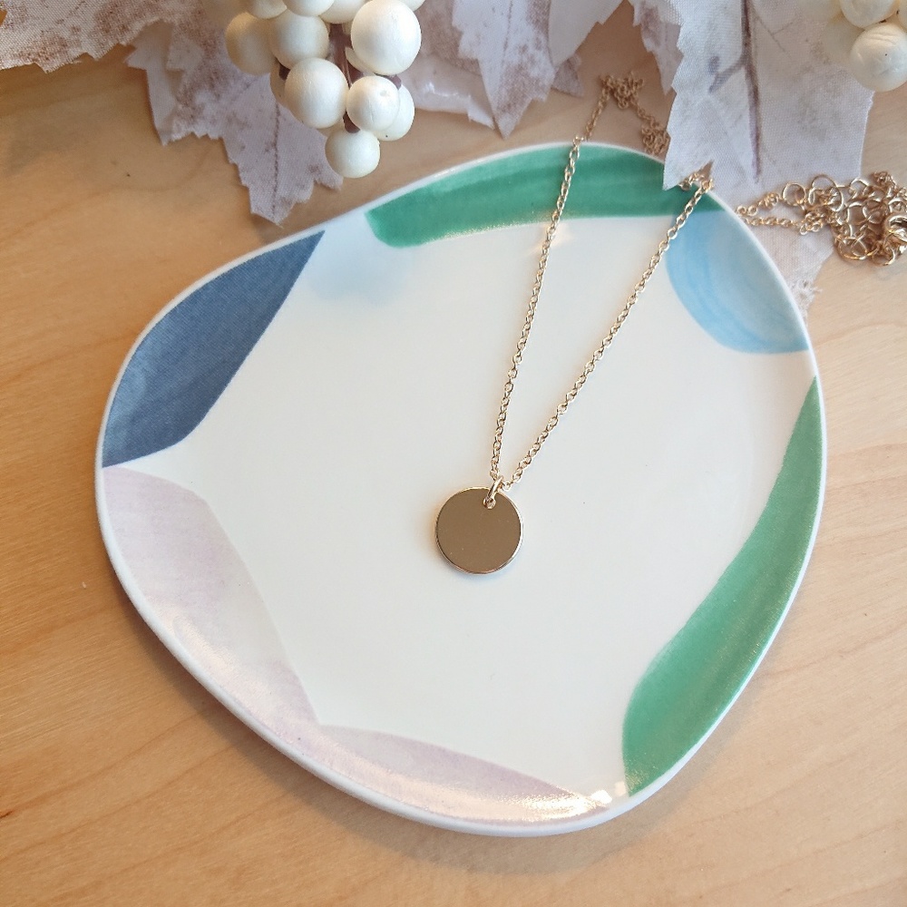 Minimalist Coin Circle Necklaces - Picture 8 of 8